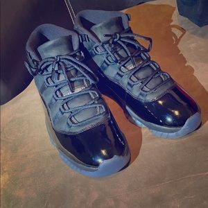 Jordan 11 Cap and gowns